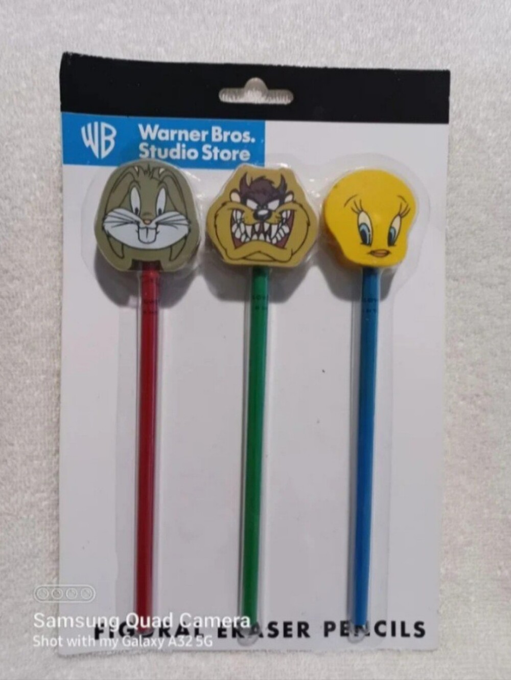 Vintage Looney tunes figural eraser pencils set